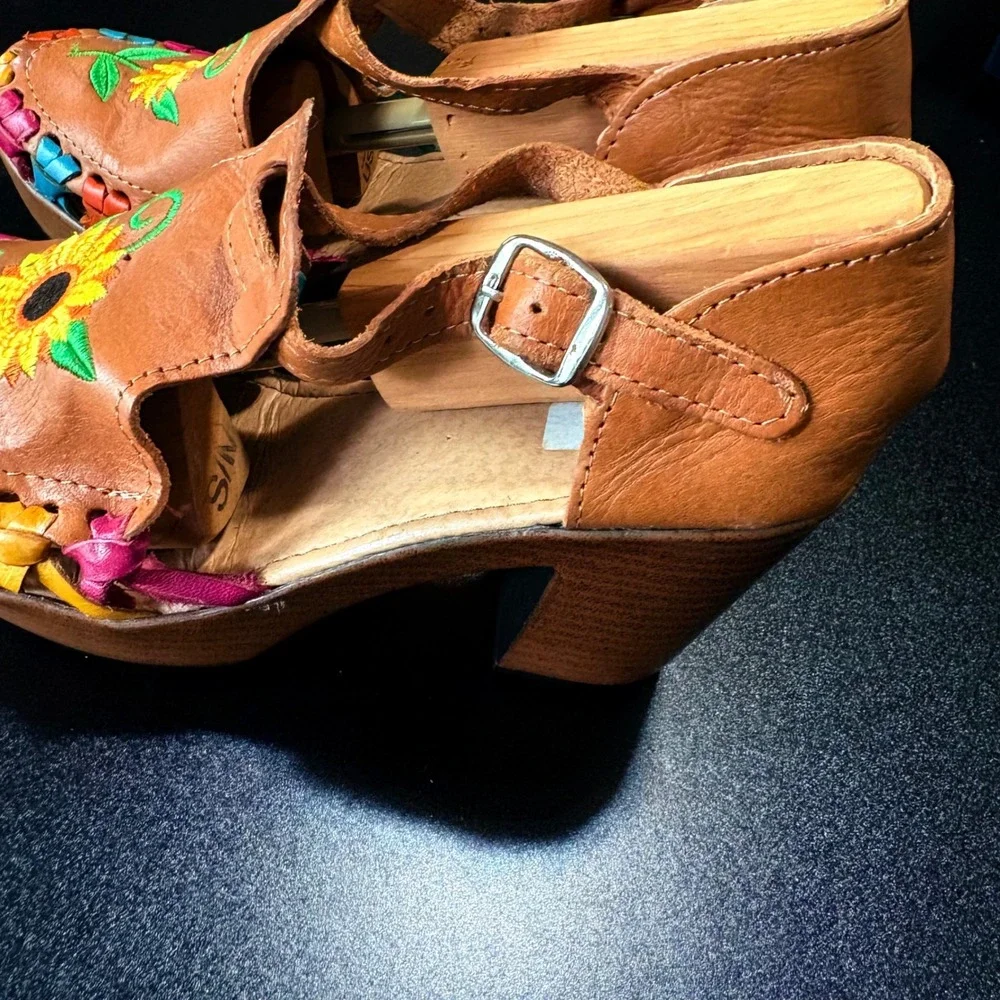 handmade Mexican huarache platform heels Embroidered Bonita clogs leather size 7